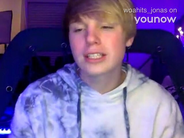 AshleyAlexaBri1's tweet photo. 🔴 LIVE @woahitIsjonas on #YouNow https://t.co/zJl1xAbIwm https://t.co/vCl1R3HMfi
