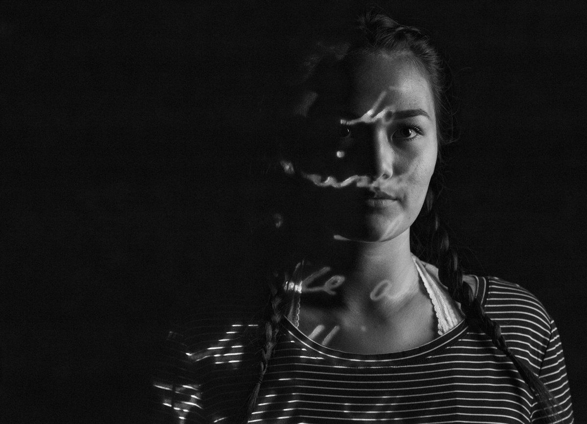 PhotographyNess's tweet photo. Creating projection portraiture and understanding contrast with Photo 3/4! #iteachphoto @rbhsbroncos @PowayCTE @PowayUnified @CaliforniaCTE https://t.co/futmrRJWhS