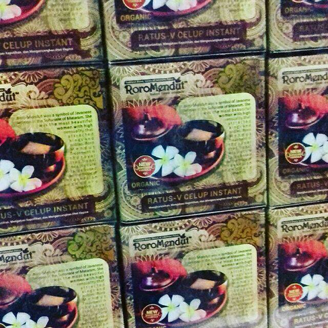 Saya menjual RATUS V CELUP... seharga Rp33.000. Dapatkan produk ini hanya di Shopee! shopee.co.id/tiwantiolshop/… #ShopeeID