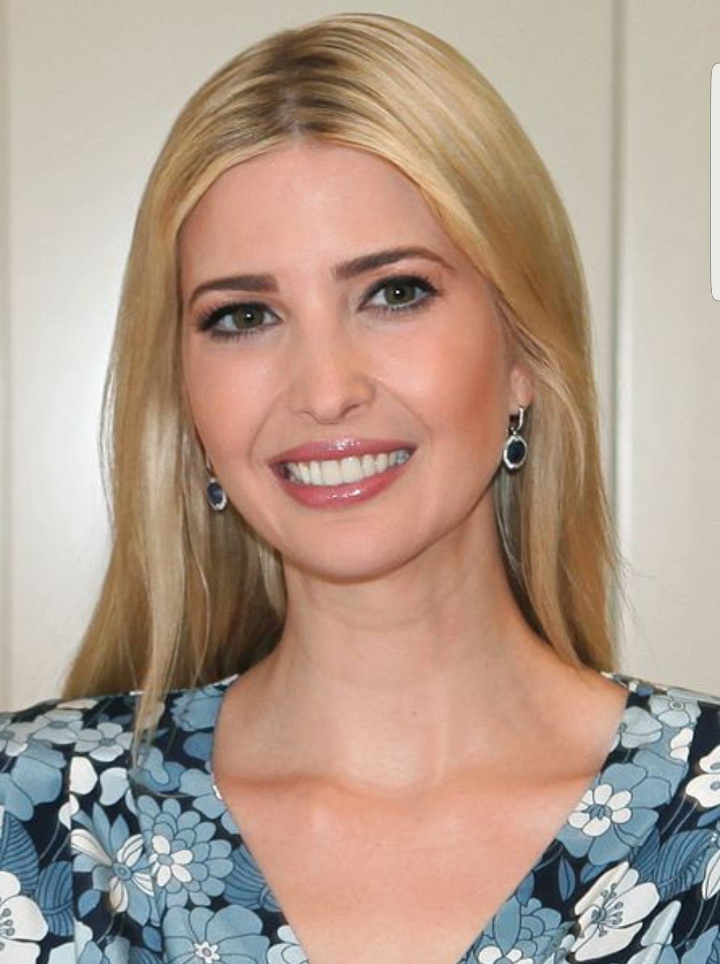  FROM TEXAN PATRIOT CONSERVATIVE AMERICAN MIKE SMITH TO \"IVANKA TRUMP \" HAPPY BIRTHDAY \". 