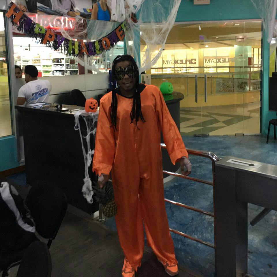 FLEXGymRD's tweet photo. Estamos calentando Halloween... espera mañana nuestra super actividad. #SeFLEXible #ActitudFLEX #SeriousFitness https://t.co/p1Mew1dECv