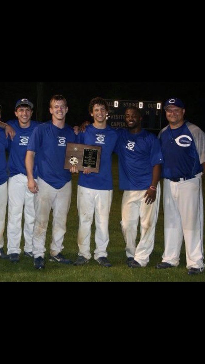 slew8's tweet photo. Miss you buddy 😔#RIPEv 23 https://t.co/eA2CDV1Coe