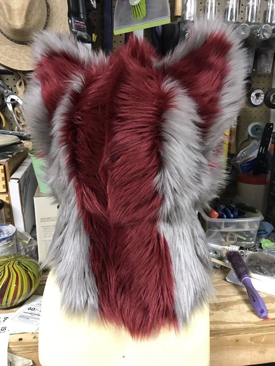 ateemutt's tweet photo. This shark dog is done! Commission for Grumptess on Instagram. #fursuit https://t.co/71BSW2Z5NY
