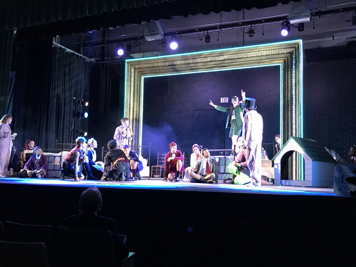 PulleyRuss's tweet photo. Great performance of Peter Pan by Hillsboro Players.
#HHSPETERPAN https://t.co/Pg7ucf3MWp