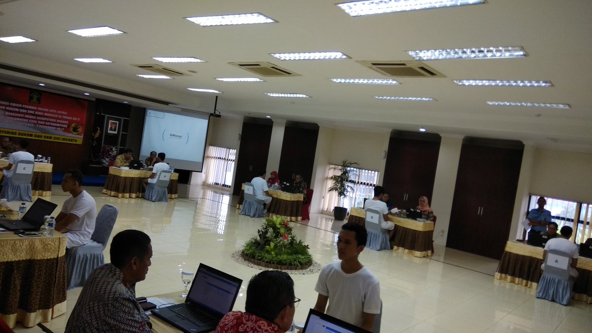 cpnskumham2017's tweet photo. Hari pertama SKB Pengamatan Fisik dan Keterampilan @kanwilkumhamdki https://t.co/mbpZ1oRKKD