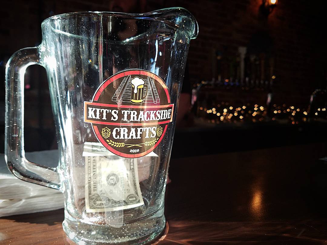 BitesnBuzz's tweet photo. #BeerStops! Great to the last drop. โout @TracksideCrafts in #Pineville #NC. https://t.co/ypyNRy9Rq8