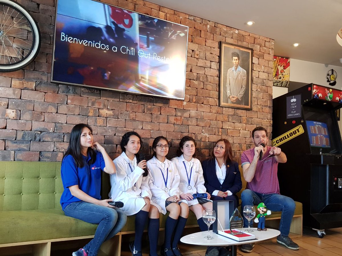 Play_Tv_Peru's tweet photo. Backatage Grabación PlayTv!
Este sábado 7pm @willaxtv 
Esta semana cine con Kamila Chavez yMichelle Rosello y las ganadoras de la Copa Pasco https://t.co/UyuVVj6tvf