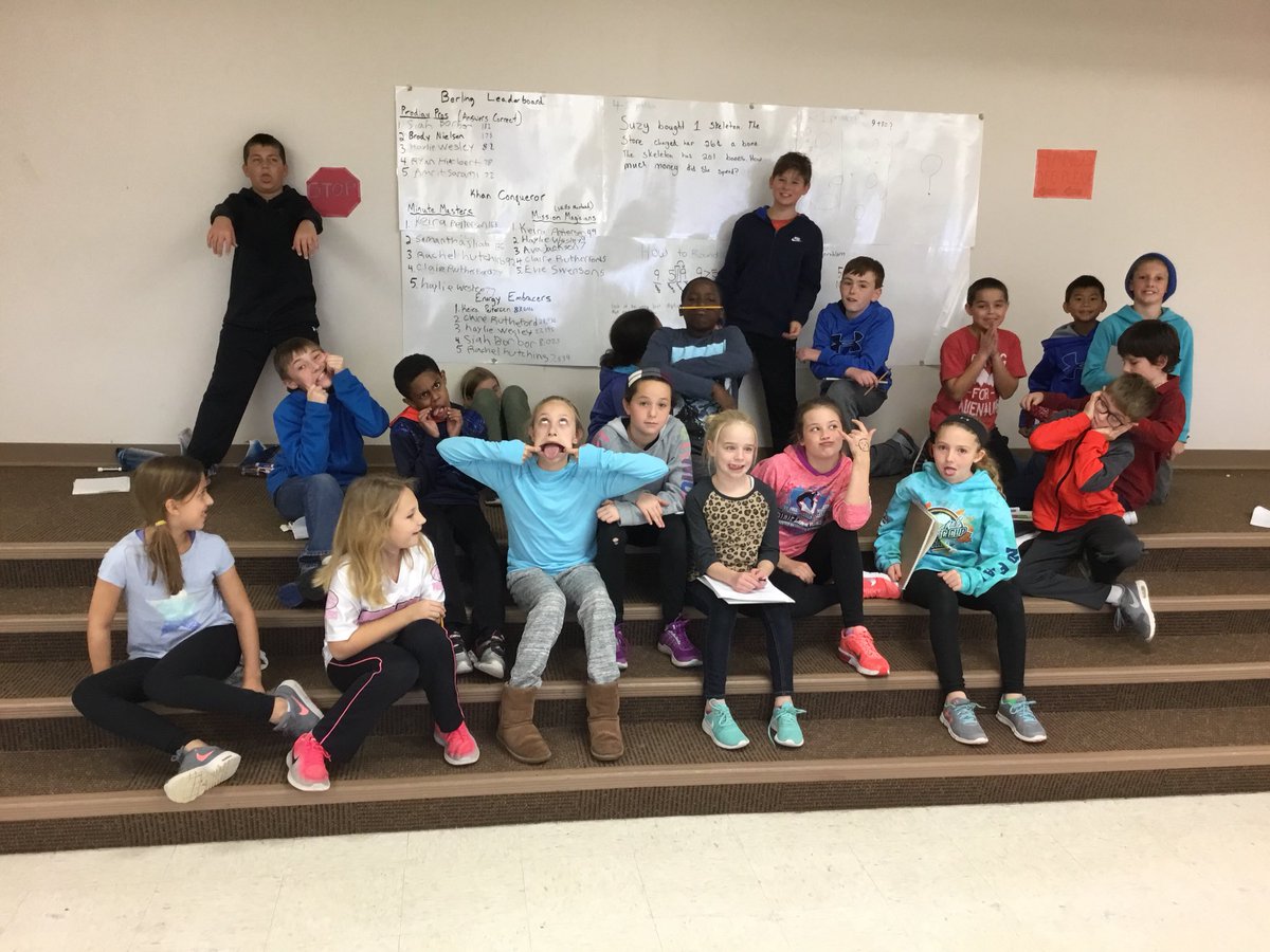 mrberlingsclass's tweet photo. Week 2 of our math board! Students are excited to get results this week! #mathisfun #diamondpath https://t.co/nPhEPueAeX