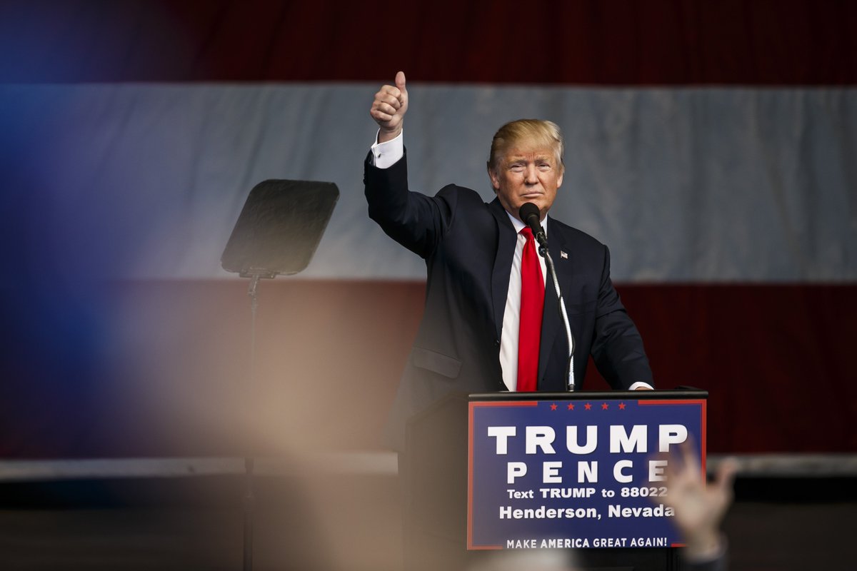 latimes's tweet photo. Op-Ed: Trump likes to talk about how smart he is. A linguistic analysis shows he speaks at a third-grade level. https://t.co/50EXdYRe4f https://t.co/7LeKUePqIq