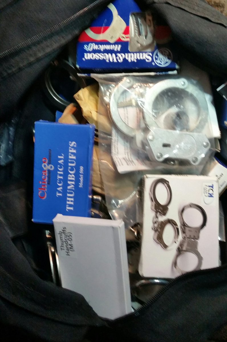 TOOOL_NJ's tweet image. Join us &amp;amp; @TOOOLnyc Bridgewater Lib 11/8 7PM
for @nite0wl : "Intro to Handcuffs &amp;amp; Escapes"

RSVP: meetu.ps/37RMNl

Don't miss this!