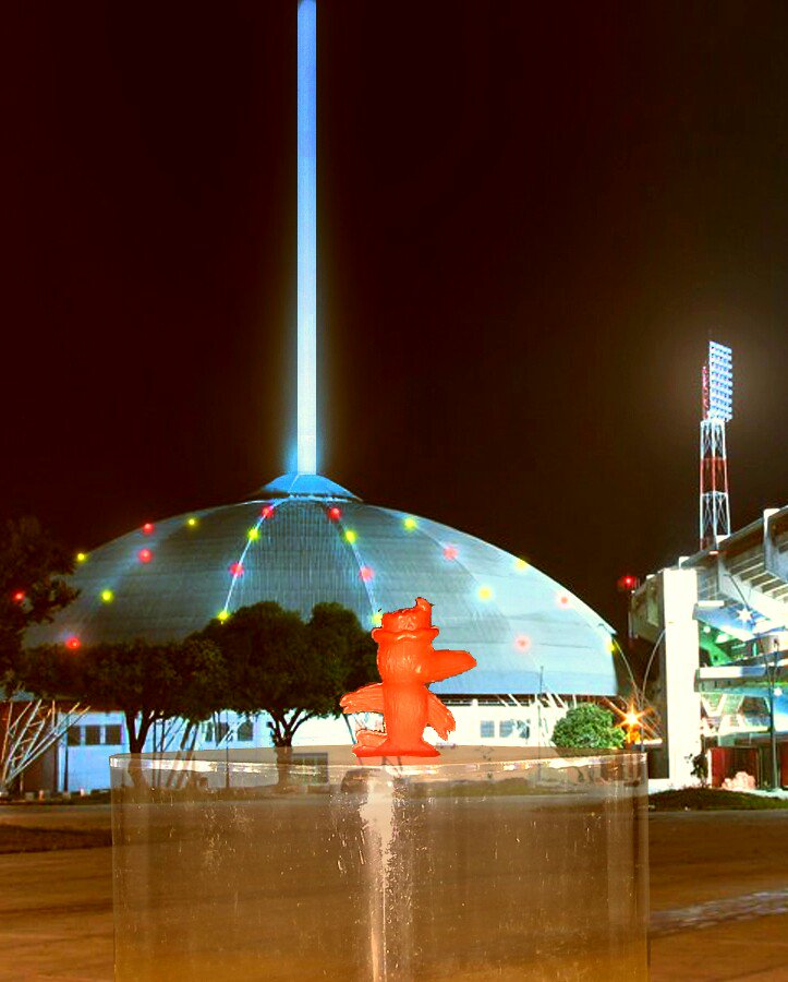 missplanetworld's tweet photo. The Current #TFigPlanetWorld HB posing outside of Toto Hdez Coliseum at #Cúcuta before Final Evening!
 🇨🇴 #UDGSaentandair https://t.co/PUZbmIJxa0