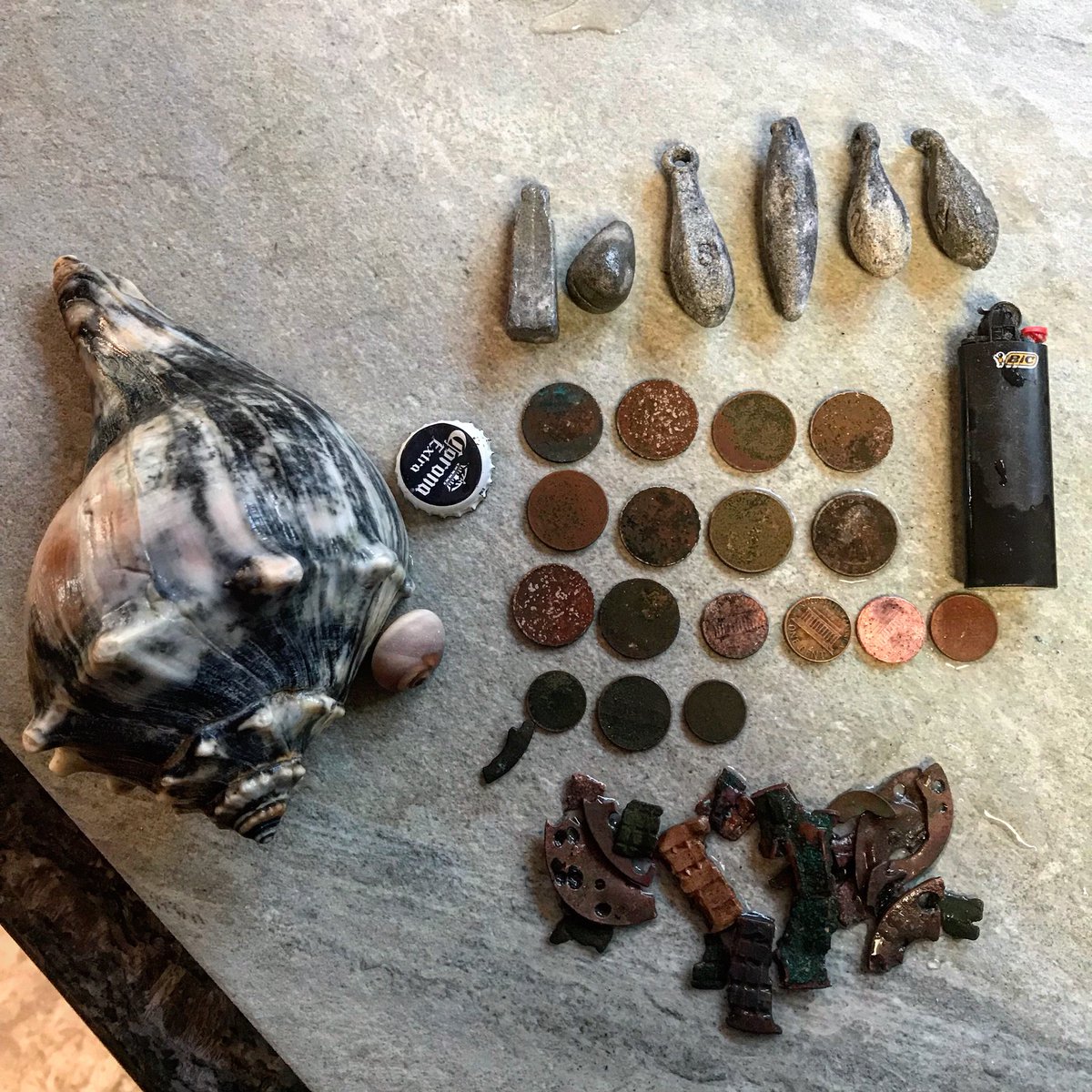 LloydWTaylor's tweet photo. Beach finds from today #MetalDetecting the #beach #Delaware #mxsport @whitesdetector #retirement “better than a good day at work” https://t.co/VoI5MsX15H