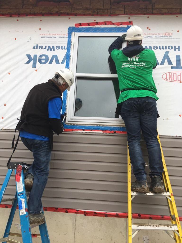 ShaneA_Kennedy's tweet photo. Special Thanks to my partner in Crime today! #volunteeringfun @Habitat4HOME @a_Lau_TD https://t.co/QXXcv0nuIW