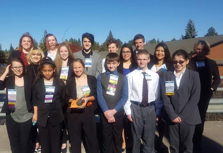 AntlersFBLA's tweet photo. Had a great time at OLI! We all learned great things and grew together as a chapter. Can't wait for the next one! ππ #OLI2017 #ImagineOLI https://t.co/tCG2O5wZOP