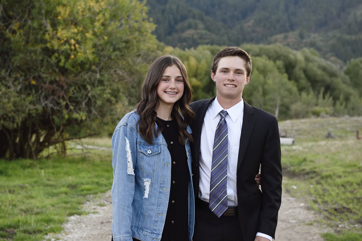 sydney_cummins6's tweet photo. happy cake day to the best brother ever🎉 thanks for all the mems &amp; stuff you taught me really preciate it, ur gonna kill it on your mission💗 https://t.co/V3QfmMZEmL
