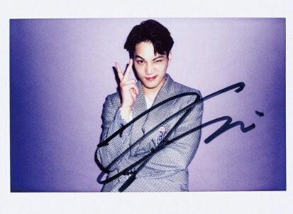 DNbv-LGUQAE-rpy.jpg:large