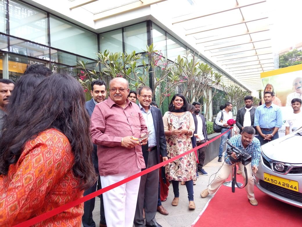 Mphasis's tweet photo. Hon'ble Transport minister, @HMRevanna1 inaugurated the first #uberACCESS vehicle, with @nitinrakesh, Amit Jain &amp; @javed_abidi https://t.co/ozDEt2dBio