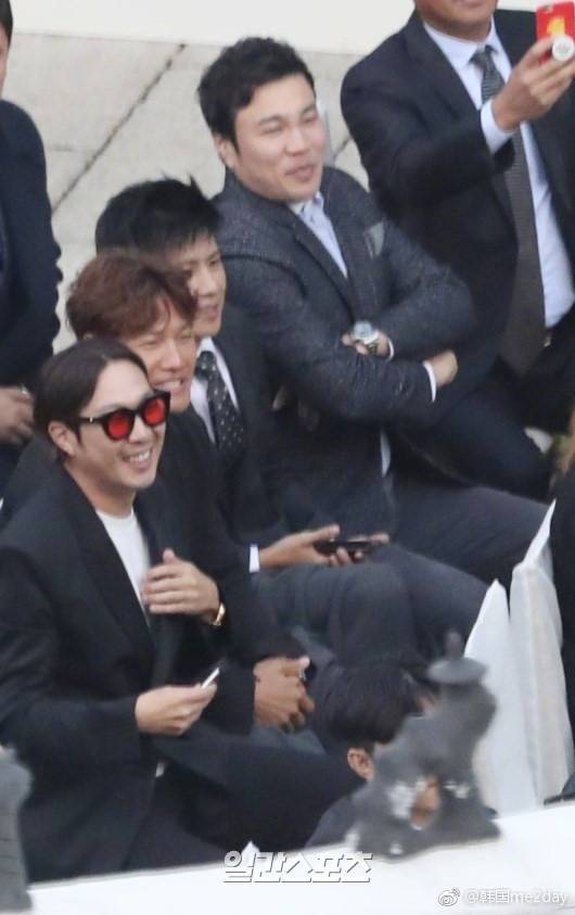 DNc0nKZUQAArvEI.jpg:large