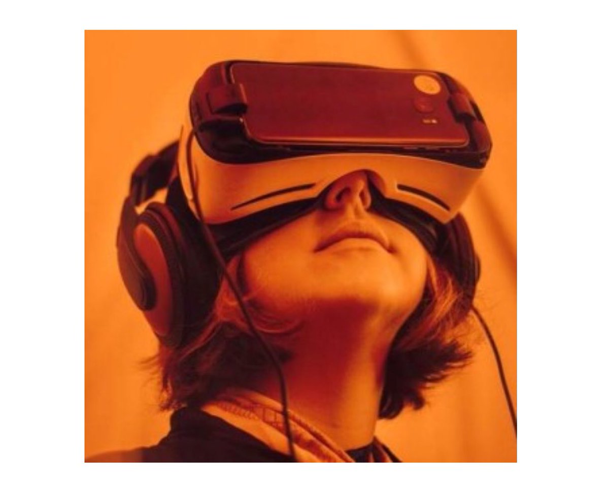 We need a CLEVRER approach to training HCWs. Join <a href="/eleri26/">Eleri C</a> &amp; @sashakljakovic @HINZ_NZ Fri 9:20 am to learn more #HiNZ2017 #VR #i3Qi