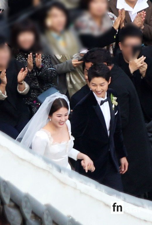 ebibitititeliti's tweet photo. Subhanallah, akhirnya halal juga mereka 😘😘

#SongSongCoupleWedding https://t.co/KVHnX6Frxh