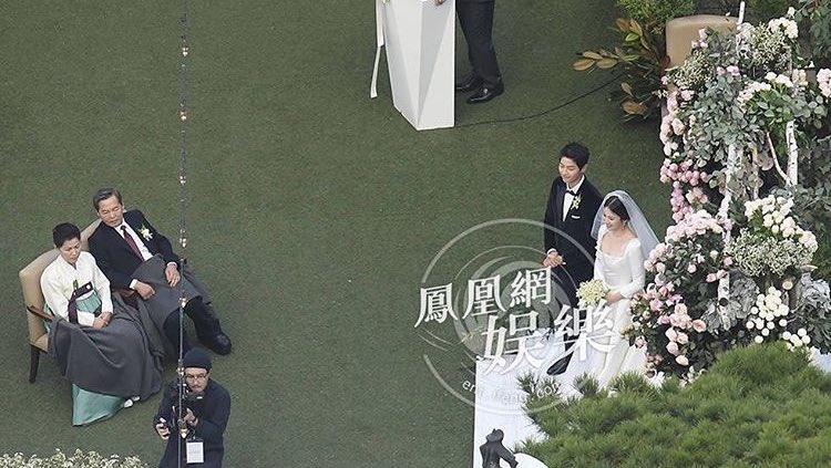 _aurorarain_'s tweet photo. ☺️😇💖 #SongSongCouplewedding https://t.co/IGmiNithpX