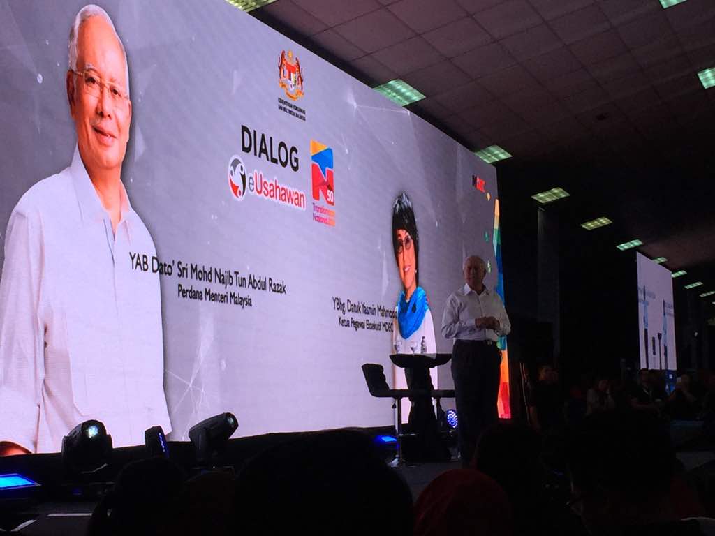 bernamadotcom's tweet photo. PM @NajibRazak berucap pada program Dialog eUsahawan TN50 di PWTC https://t.co/vtYnSOrSGP