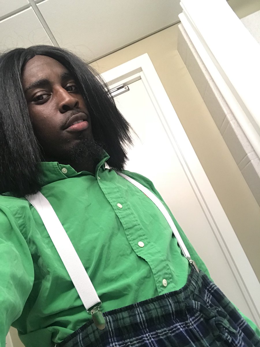 keem_hoee's tweet photo. Think I came close https://t.co/8bmT7FoarE