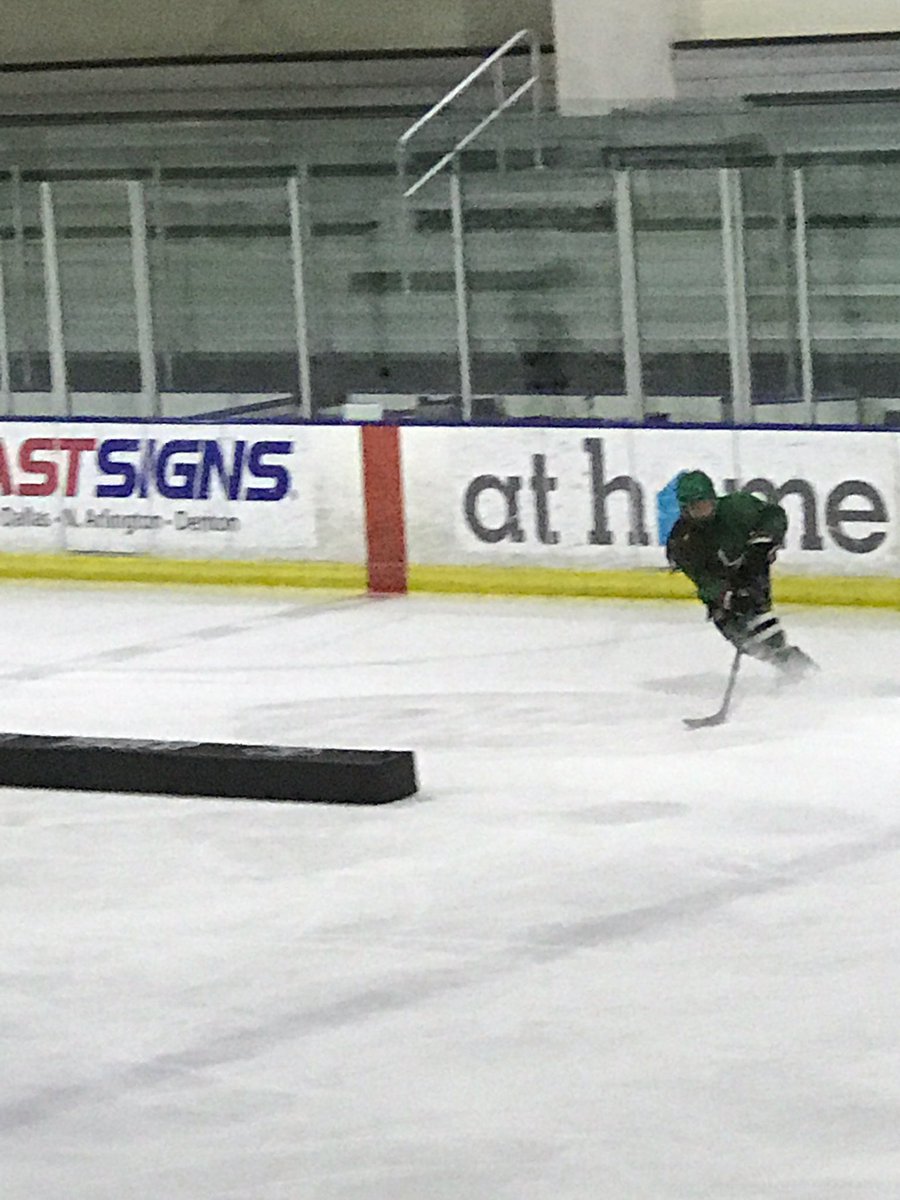 BellaDerouen's tweet photo. I had my first checking practice tonight! IT WAS AWESOME!😏🏒 #whyamisoshort https://t.co/KdM5nwTytN