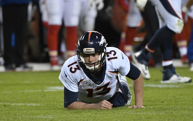 CSGazetteSports's tweet photo. Rapid Reaction: Trevor Siemian a disaster (yet again) in #Broncos loss to Chiefs
https://t.co/5q786n31VP #DENvsKC https://t.co/gkRcogOIJ7