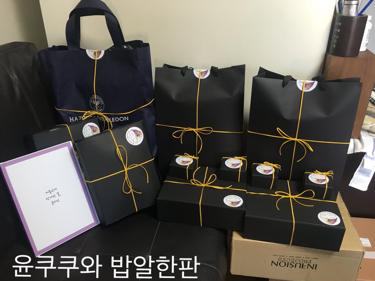 YOONCUCU30's tweet photo. 안녕하세요 윤쿠쿠와 밥알한판입니다🍚
오늘 지성이를 위한 두번째 서포트물품들을 보냈습니다😍😍
첫번째 서포트보다 더 나은 진행을 위해 더 신경을 쓰고 진행했습니다👍(어떻게 보여졌을지는 모르지만요..히😊)
두번째서포트 후기는 이번주내로 올라올 예정입니다🙏 https://t.co/eTt94M5Jlv