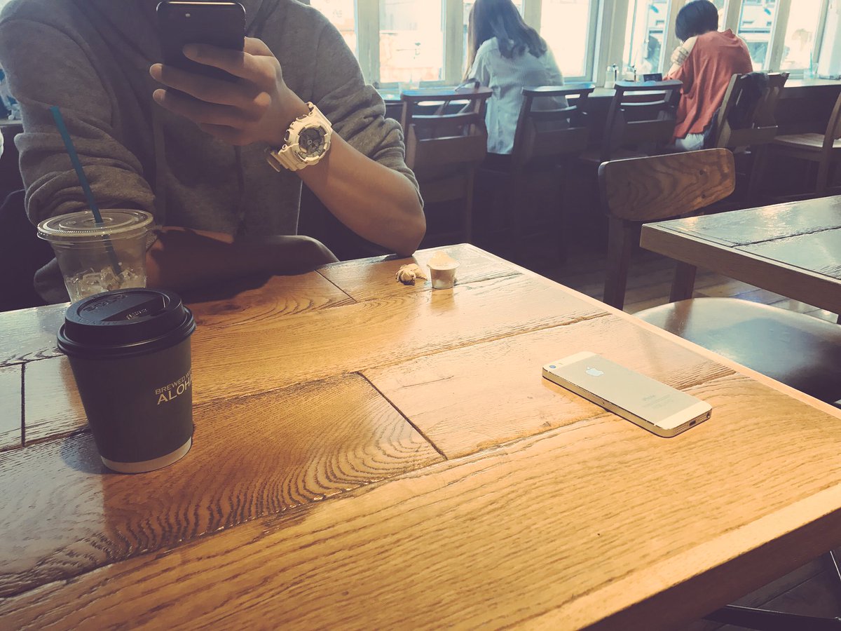 kogaoni's tweet image. 今日は月に1回のホノルルコーヒーで個人面談🙌

個人面談では

今月の気づき 課題を

発表してもらい

来月のアクションプランを

一緒に考えます🕺

パートナーが結果出すまで

サポートします😊