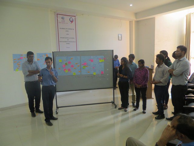 ISME_MBA's tweet photo. On October 26th 2017, Dr. Pawan Soni, an Entrepreneur shared his knowledge  on Innovation with our PGDM students. #ISMECorporateConnect https://t.co/FoLTZZEebt