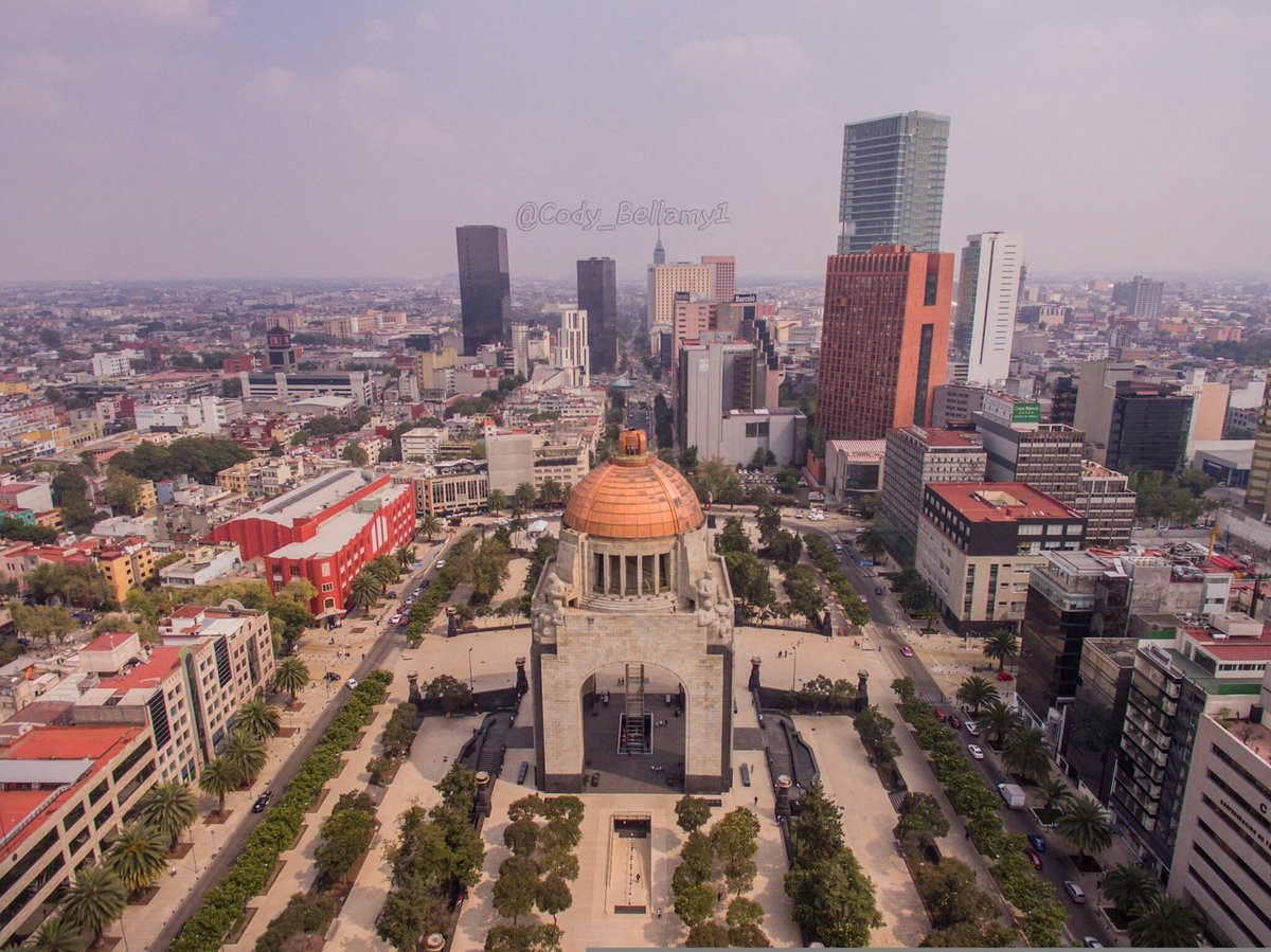 Cody_Bellamy1's tweet photo. MONUMENTO A LA REVOLUCIÓN #CDMX #Drones #Phantom #DJI #COFLYING https://t.co/yYQlUwRDzO