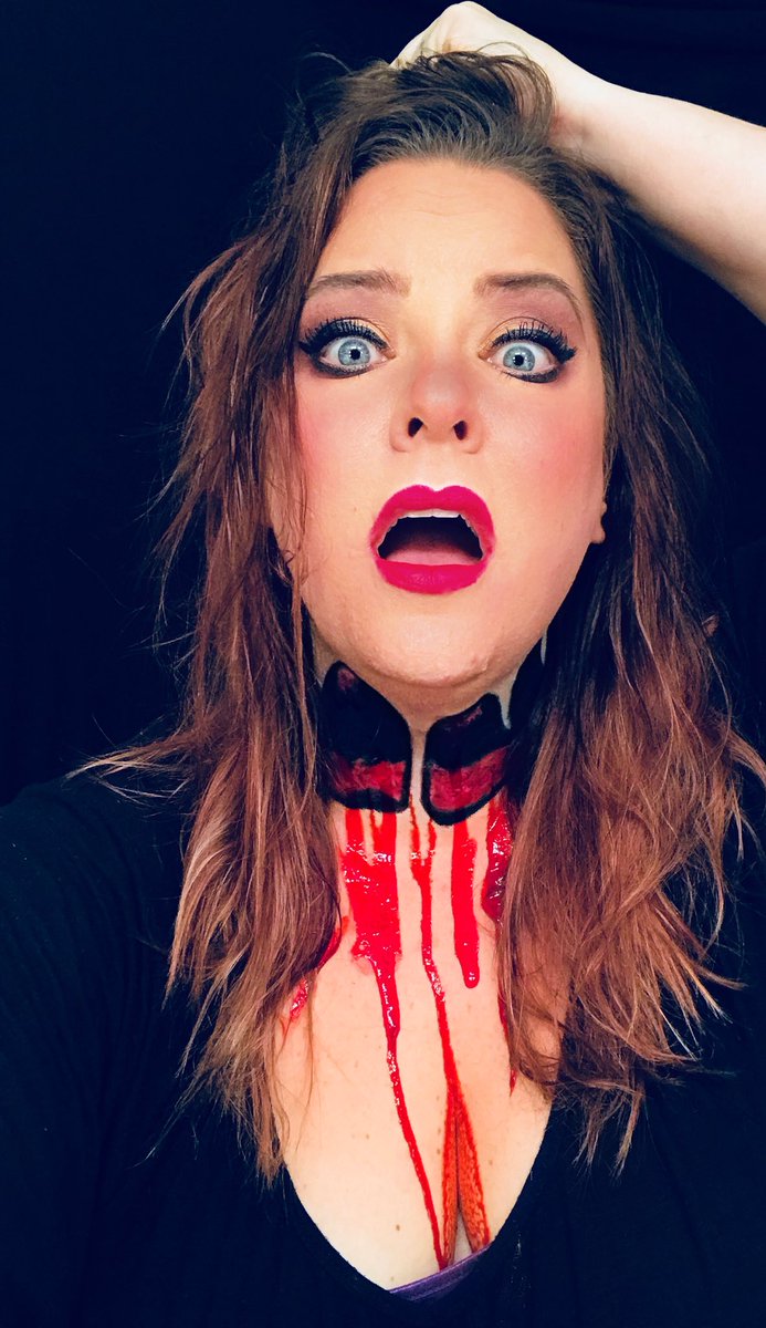kma9239's tweet photo. @chrisbharrison No bachelor/bachelorette looks but this was fun makeup to do 😂 #callmecreepy #halloweenrocks #mua #makeupartist #headlessbeauty #bachfan https://t.co/3tRbHWR6hZ