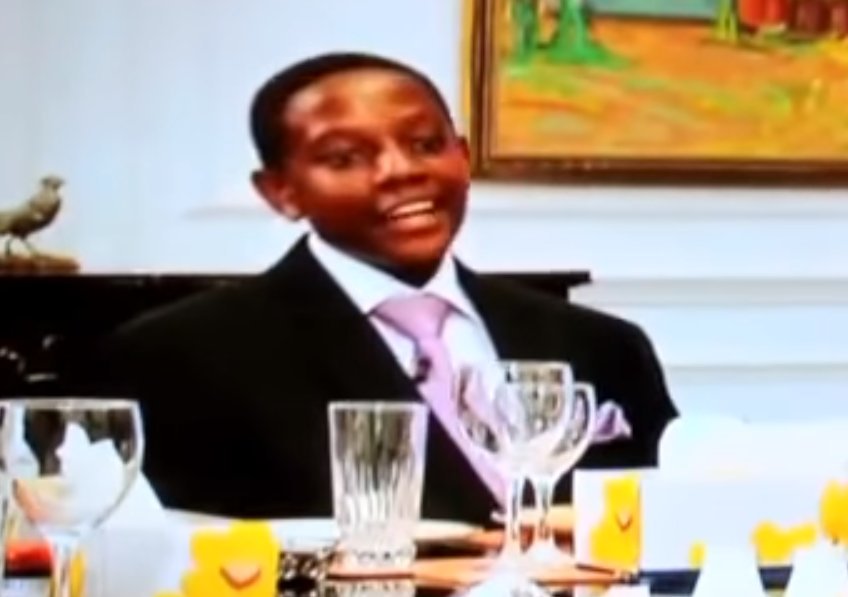 povonewstv's tweet photo. #Mugabe son Chatunga - Why I love my mother Grace Mugabe https://t.co/tc1vL6H2vt
#GraceMugabe #Chatunga #ChatungaMugabe #Zimbabwe https://t.co/F0pnRARKlv
