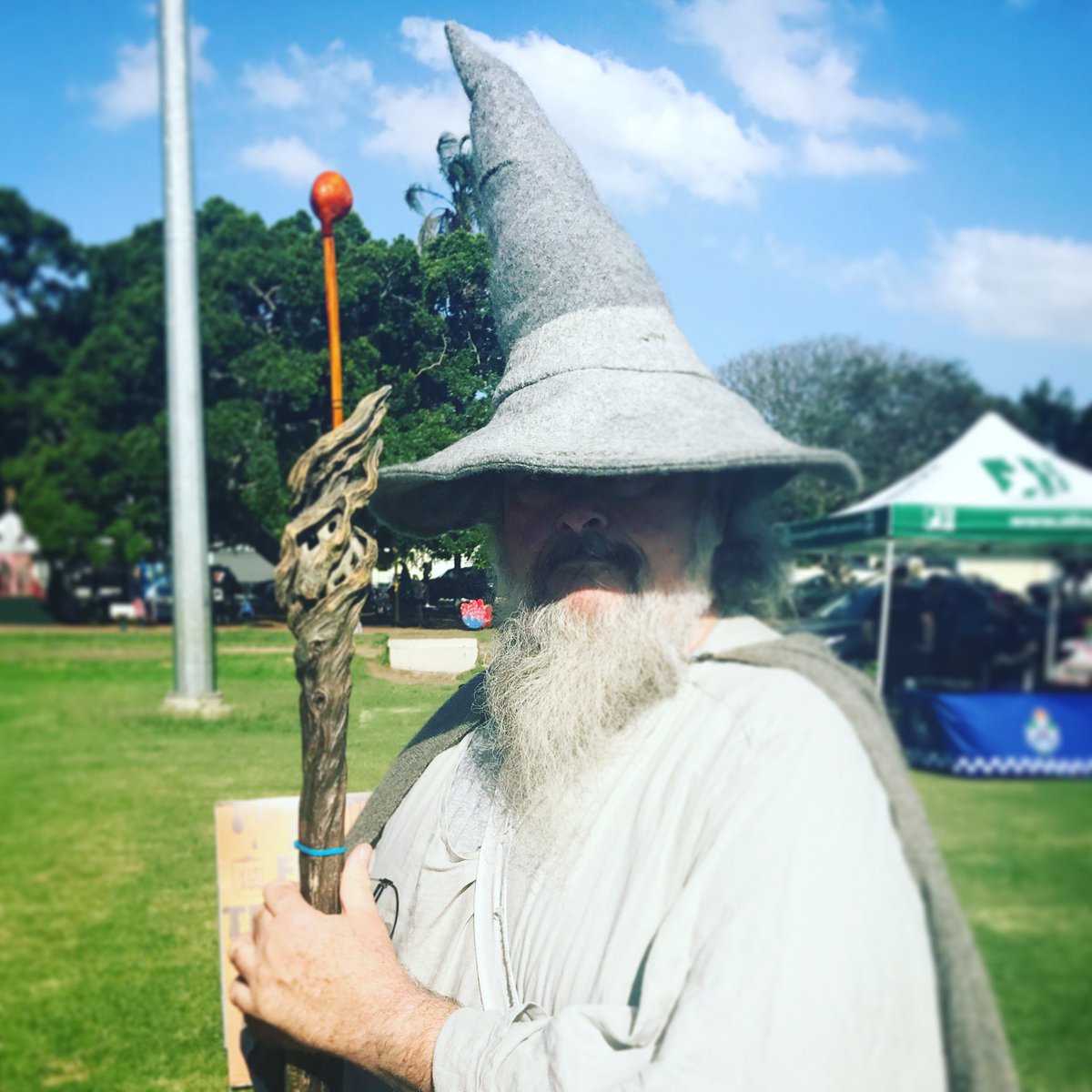 thebeclawrence's tweet photo. Halloween is not just for kids! #hocuspocus17 #bulimba #halloween https://t.co/MjYySJWDHg