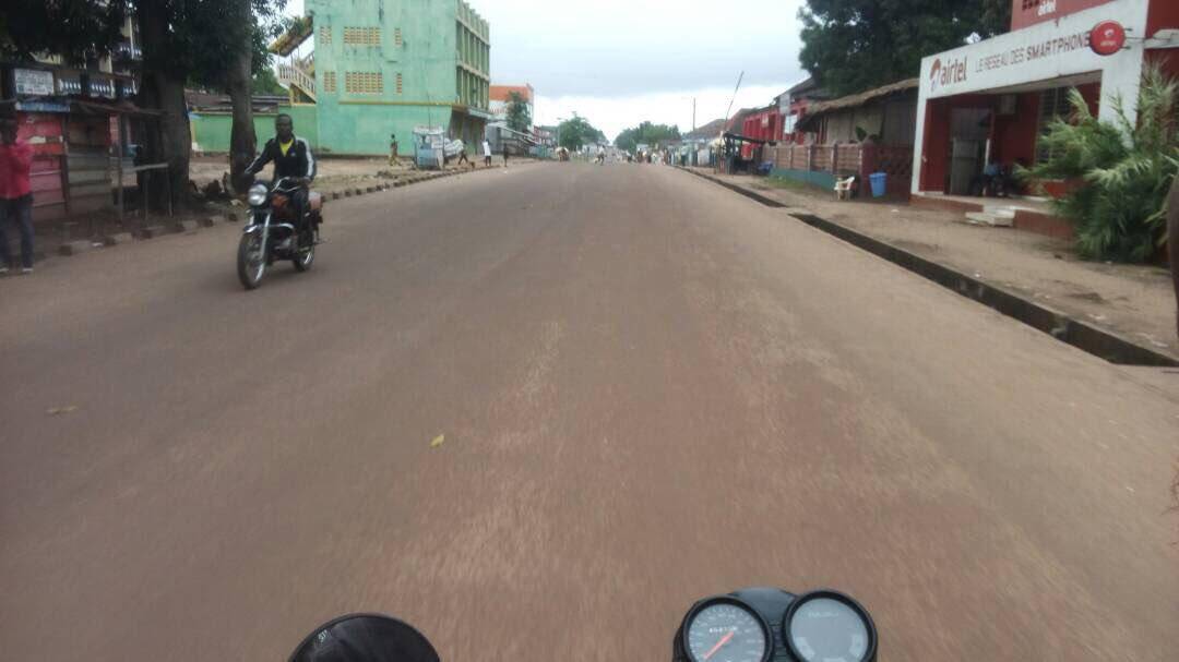 abelamundala's tweet photo. 👏 et félicitations à la population de #Kisangani qui entre en jeu pr le depart de #Kabila au plus tard le #31Dec2017! #VilleMorte #30oct2017 https://t.co/S1s3nsEArr