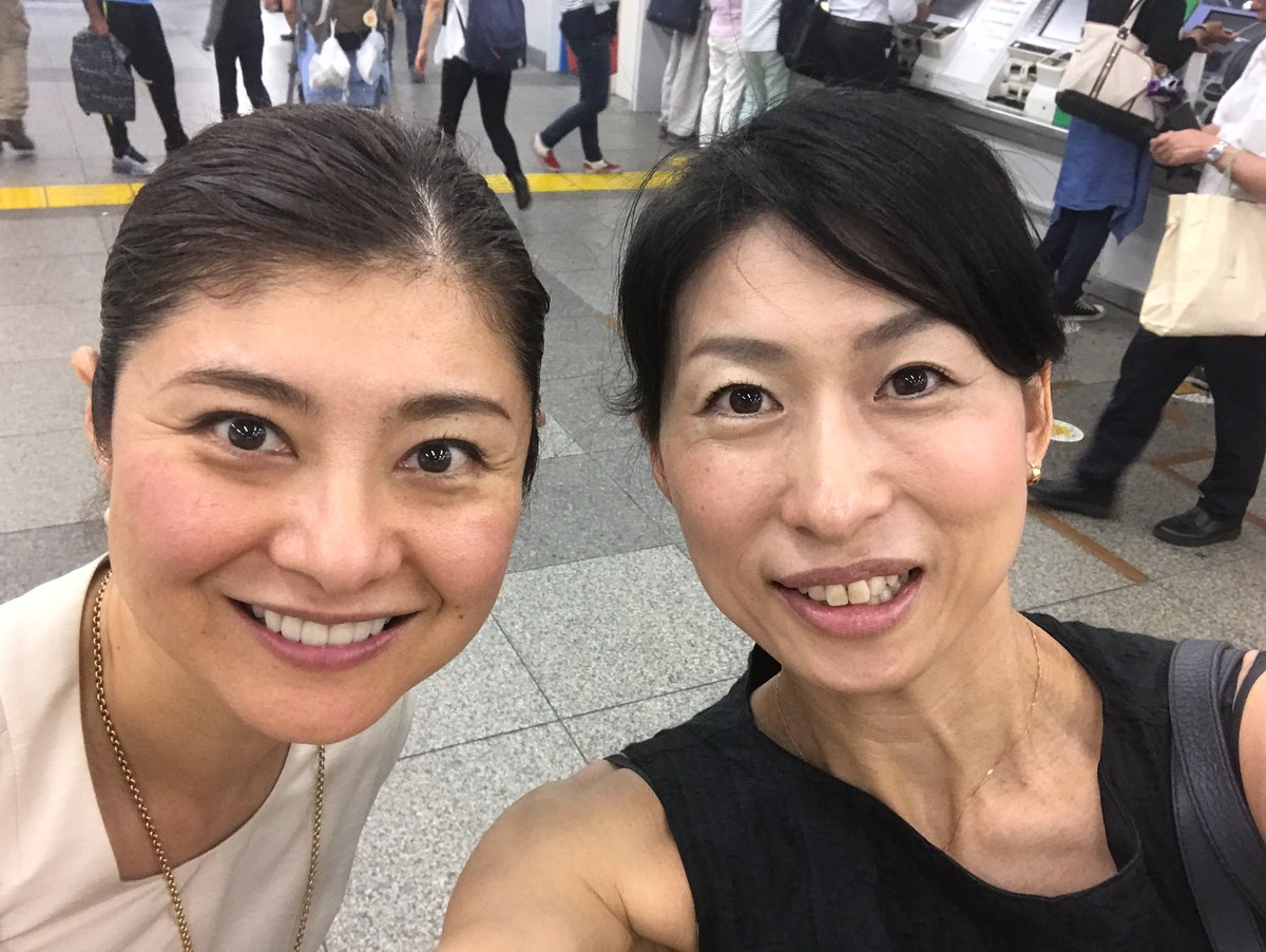 顔ヨガ 上田悦子 私の先生がnhkに出演されました 完璧に美しいお顔とポーズ 憧れです Nhk 顔ヨガ 間々田佳子 4時もシブ5時 久が原ヨガ 京急cotonowa 顔ヨガ 上田悦子 私の先生がnhkに出演されました 完璧に美しいお顔とポーズ 憧れです Nhk 顔ヨガ 間々田佳子 4時もシブ5時 久が原ヨガ 京急cotonowa