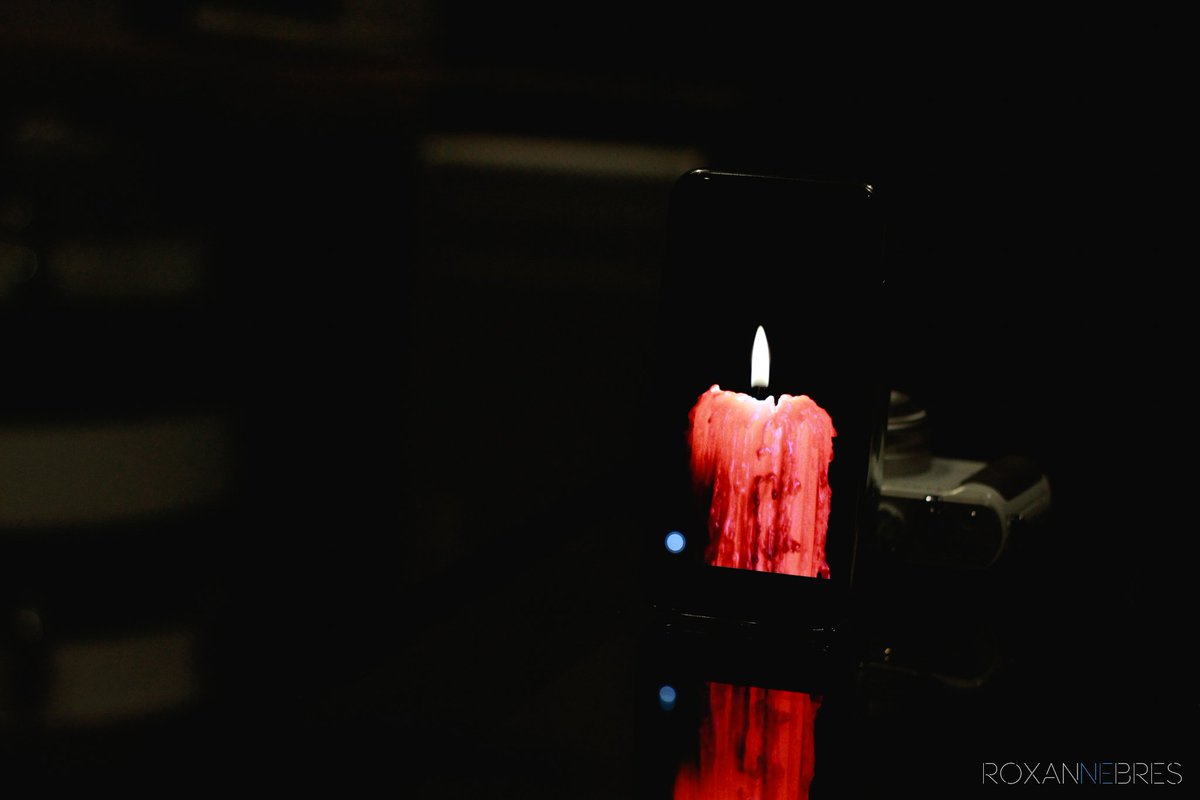 super_roxy's tweet photo. Maysh: Wala bang pa-kandila jan? Habang nagrerecord sana?
Buddy: Say no more. I gotchu, fam.
#candleApp #GalawangLodi 😅 https://t.co/I7tQCD3SCa