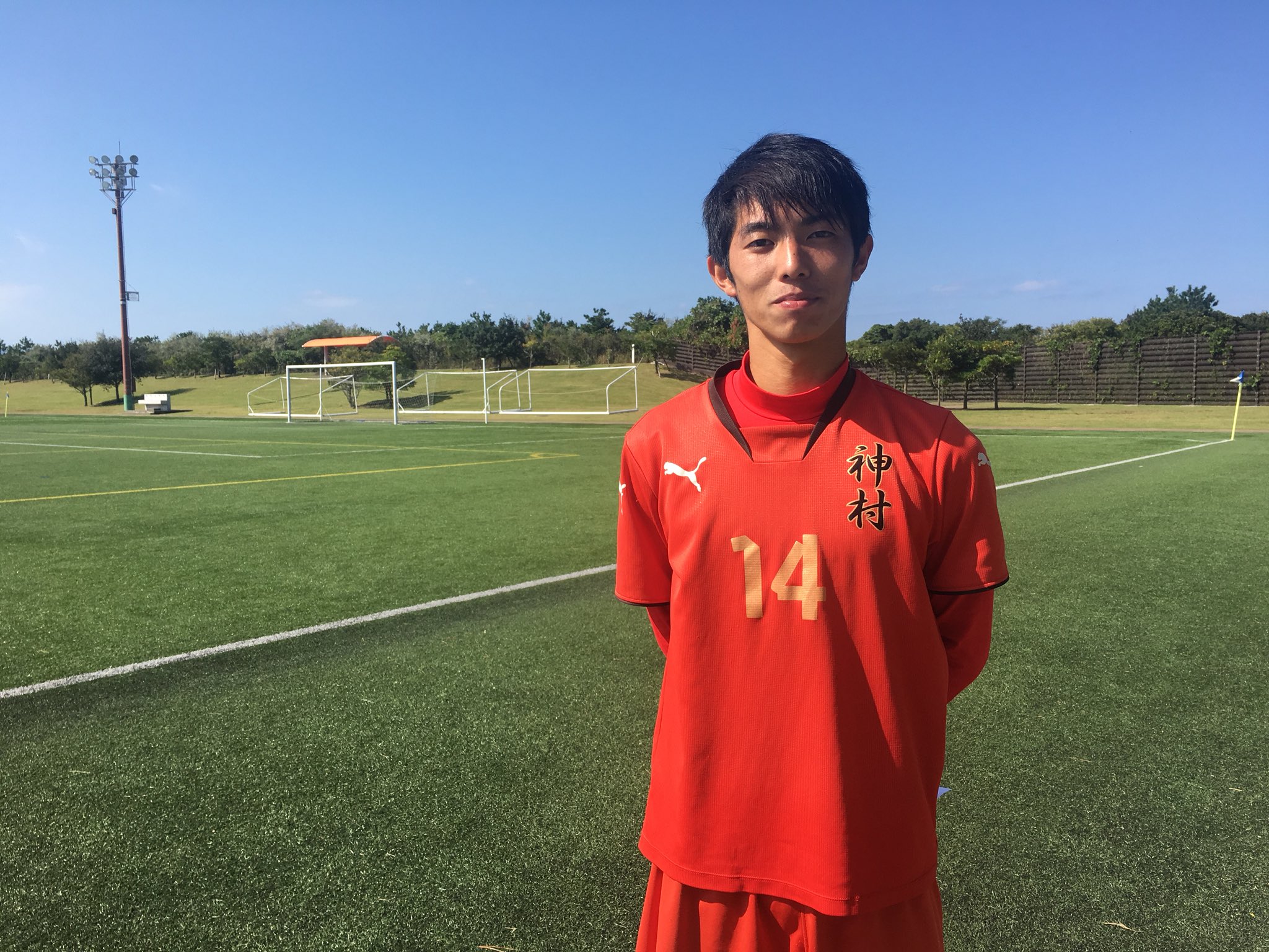 Sports ｆｍ鹿児島 来季j1清水エスパルスに加入する神村学園のエース高橋大悟選手 にインタビューさせていただきました プレーももちろんのこと人柄も素晴らしい高橋選手 選手権予選への意気込みや夢について伺いました 今週と来週のsports でオンエア