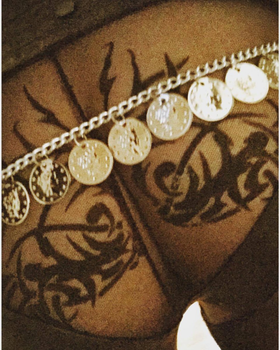kbrongey's tweet photo. @cher The devil's in the details.  Rockin' 1989 Cher!! https://t.co/HCh28emzhE