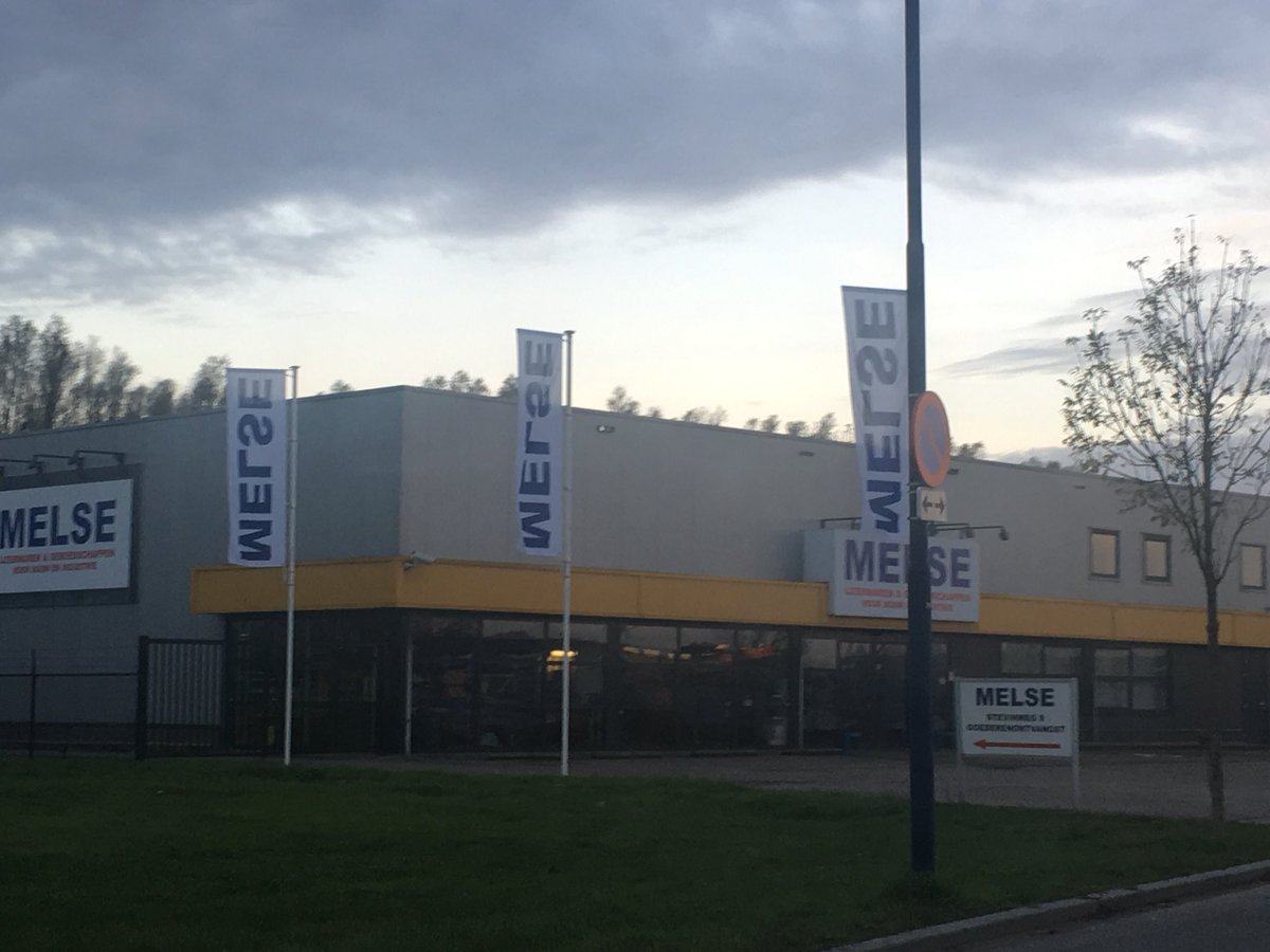 MTransferro's tweet image. Goedemorgen #Tholen Op bezoek bij Melse.
