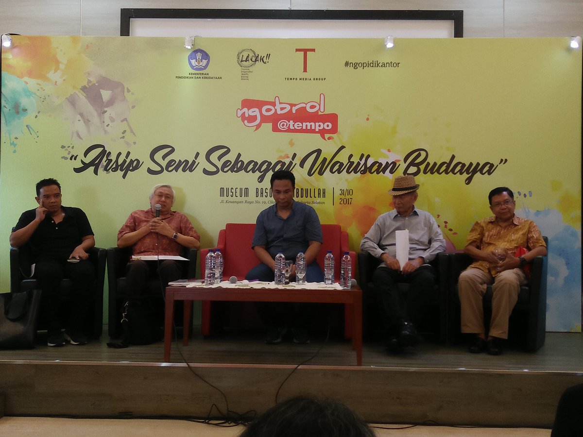 kemenbud's tweet photo. Agung Hujatnikajennong, kurator; Agus Dermawan,kritukus seni; Ciputra, kolektor seni; Agus Aris Munandar, Arkeolog &amp; Akademisi
#ngobroltempo https://t.co/oc1MTbFDFz
