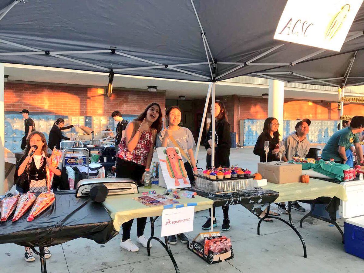 fvhsacsc's tweet photo. ACSC at Fall Fest on Saturday! #fvhs #b4l #fvhsacsc https://t.co/CoTDqt2m2l