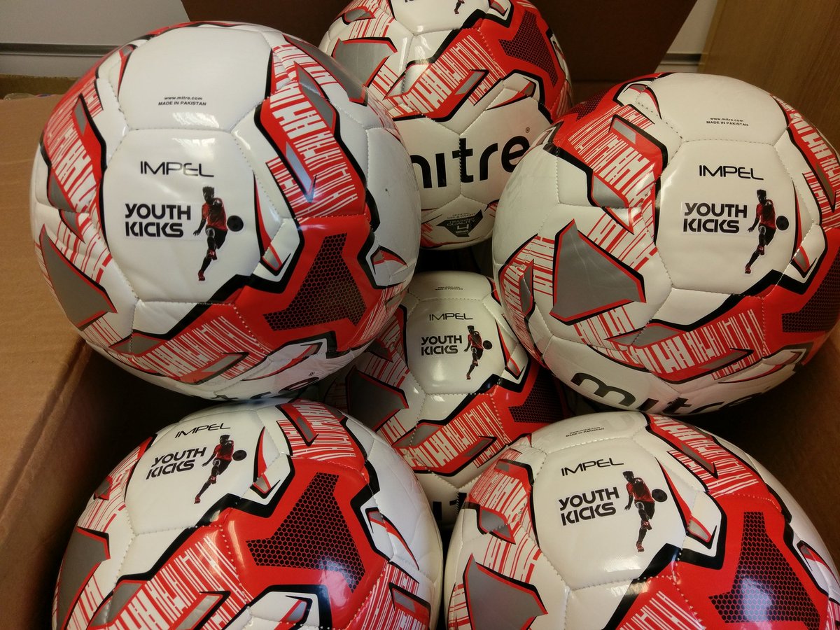 Another repeat order for <a href="/YouthKicks2014/">YouthKicks Coaching</a> using the mitre impel footballs #mitre #football #coaching #kids #tekkers