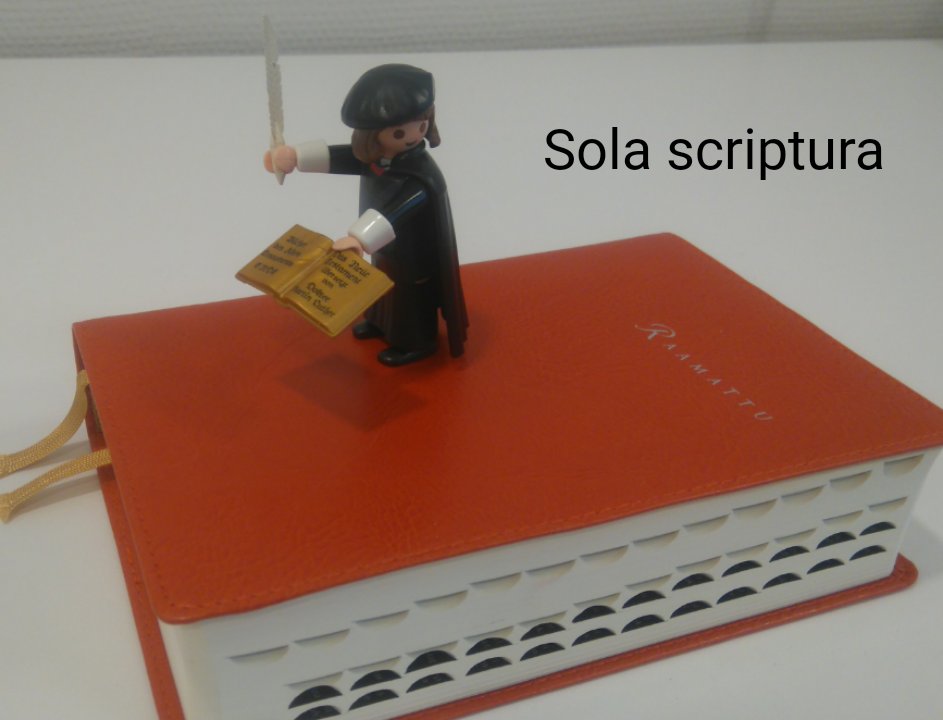 koulujakirkko's tweet photo. #reformationday #armoa2017 #reformaatio #taskumartti https://t.co/rXbodmRToA