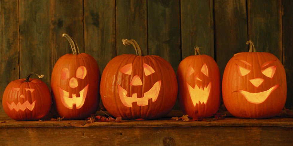 TheLegends411's tweet photo. Wishing Everyone A Happy &amp; Safe Halloween! Eat, Drink and Be Scary! #Halloween #Halloween2017 #TrickOrTreat https://t.co/DiBCNu9yAm