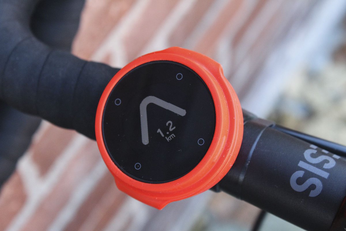 londoncyclist's tweet photo. My review of the Beeline cycling compass: https://t.co/p4xAyw2VvW https://t.co/sKBjqtQ8pO