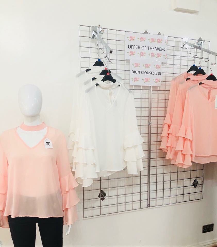 DottysFL's tweet photo. 💓💓OFFER OF THE WEEK💓💓
Dion blouses £15 for this week ONLY‼️
#fashion #clothing #onlineshopping #online #pink #dottys #cleethorpes https://t.co/bmZKecmNy4