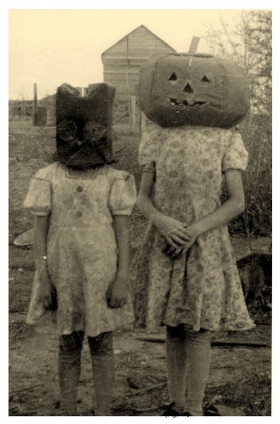 StudioBridgeman's tweet photo. Happy Halloween from 1898's America from the Bridgeman Images Archive!! #ThisIsHowToDoIt #Proper #Scary #Halloween #PumpkinHead https://t.co/yLdNj5RIbZ